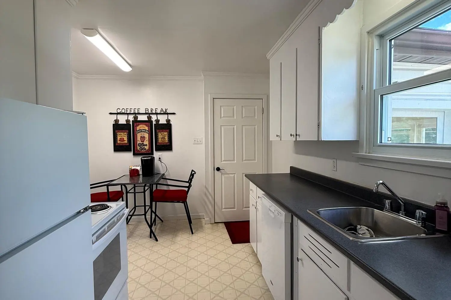 253 Birch Drive photo 3