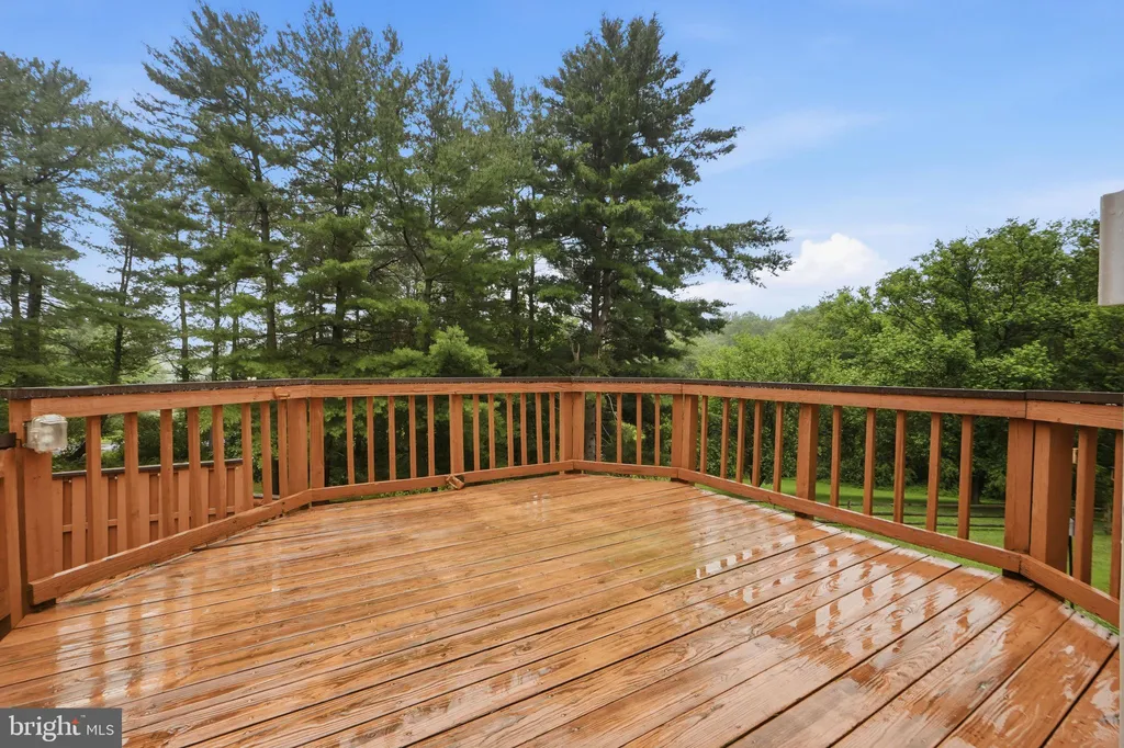 21 Bell Bluff Court, Gaithersburg, MD 20879