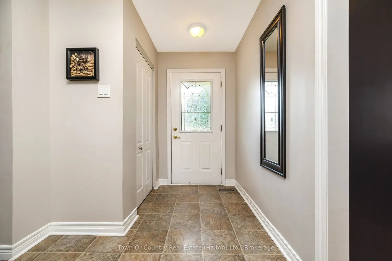 14 Rosemary Road photo 3