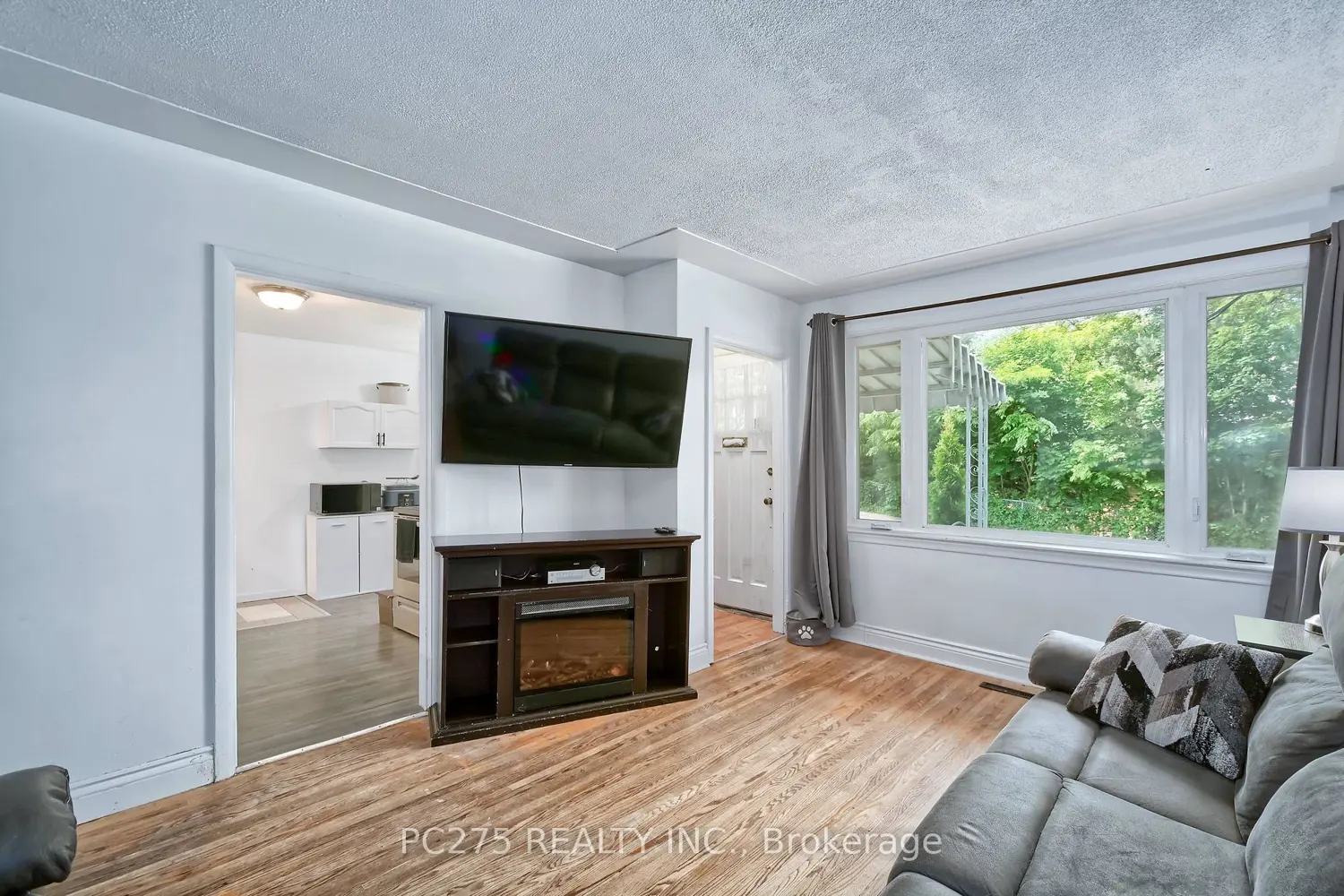 204 Taylor Street photo 4