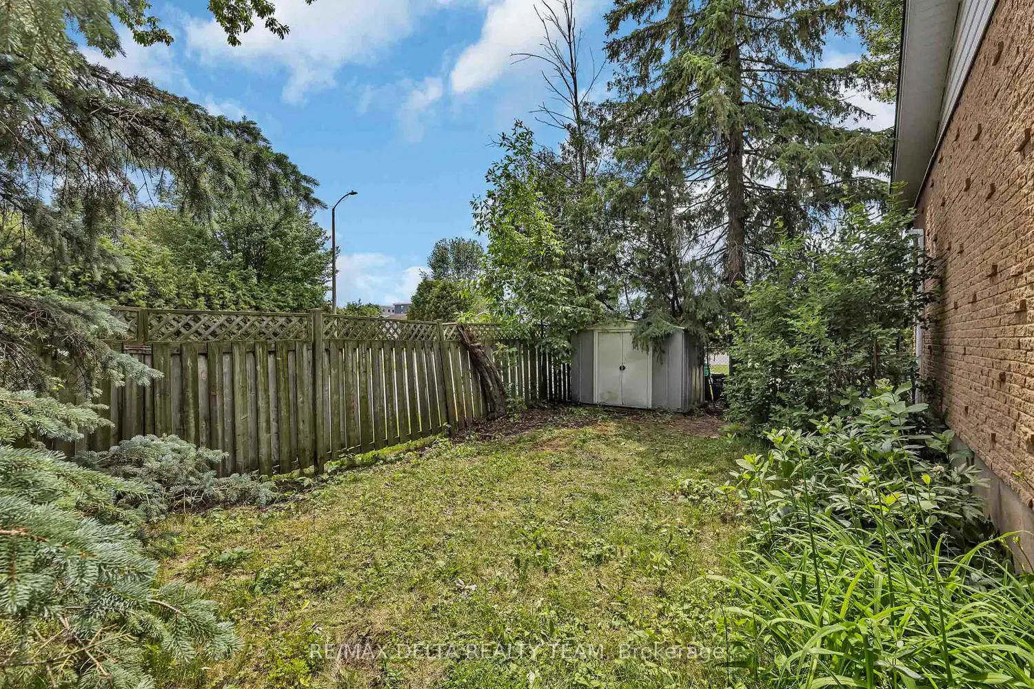 841 Balsam Drive photo 3
