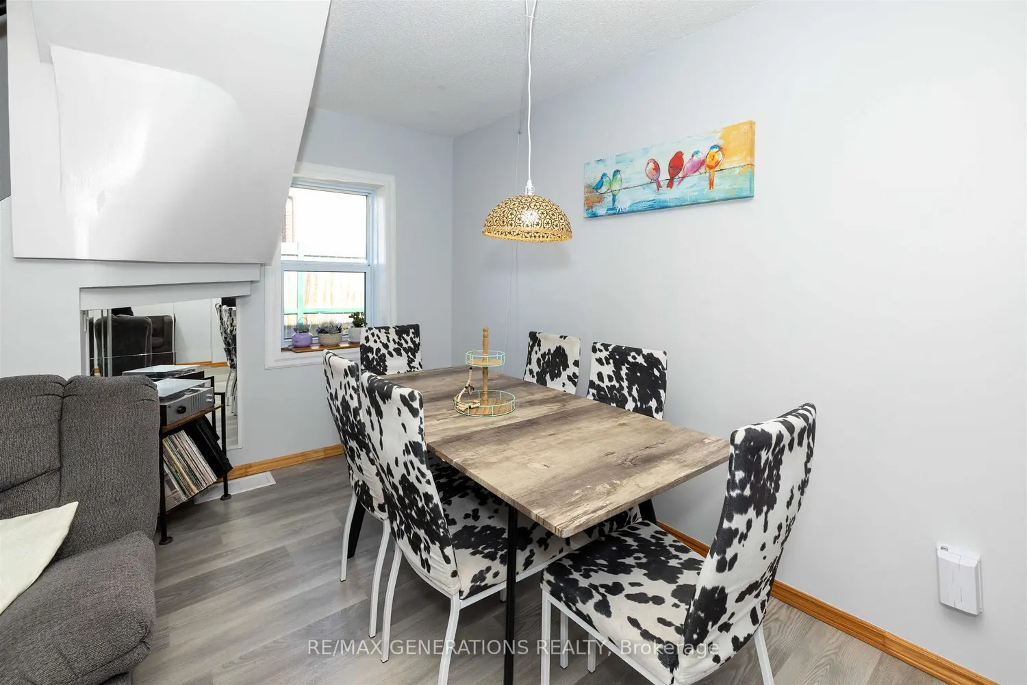 404 Amelia Street photo 4