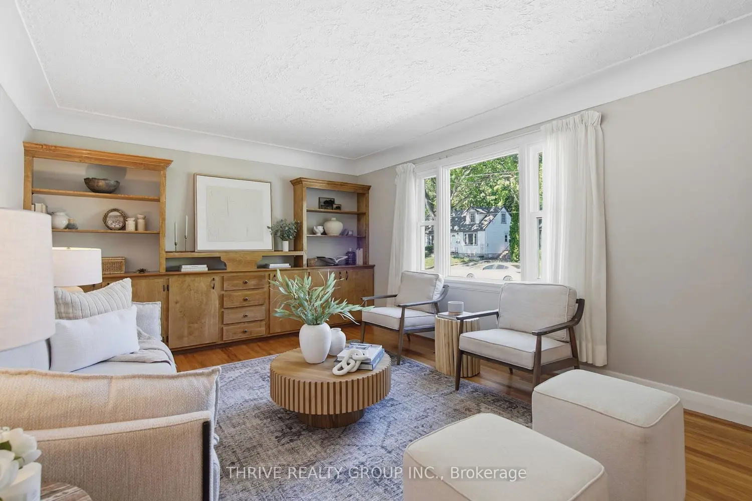 110 Foster Avenue photo 3