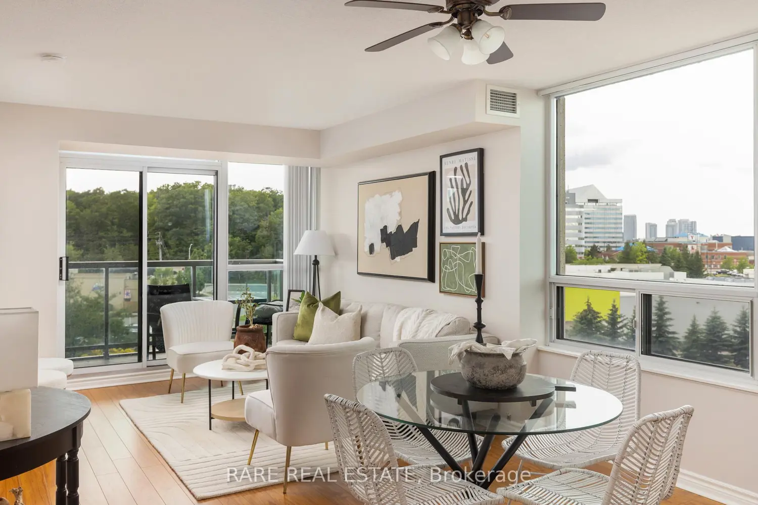 68 Grangeway Avenue 703