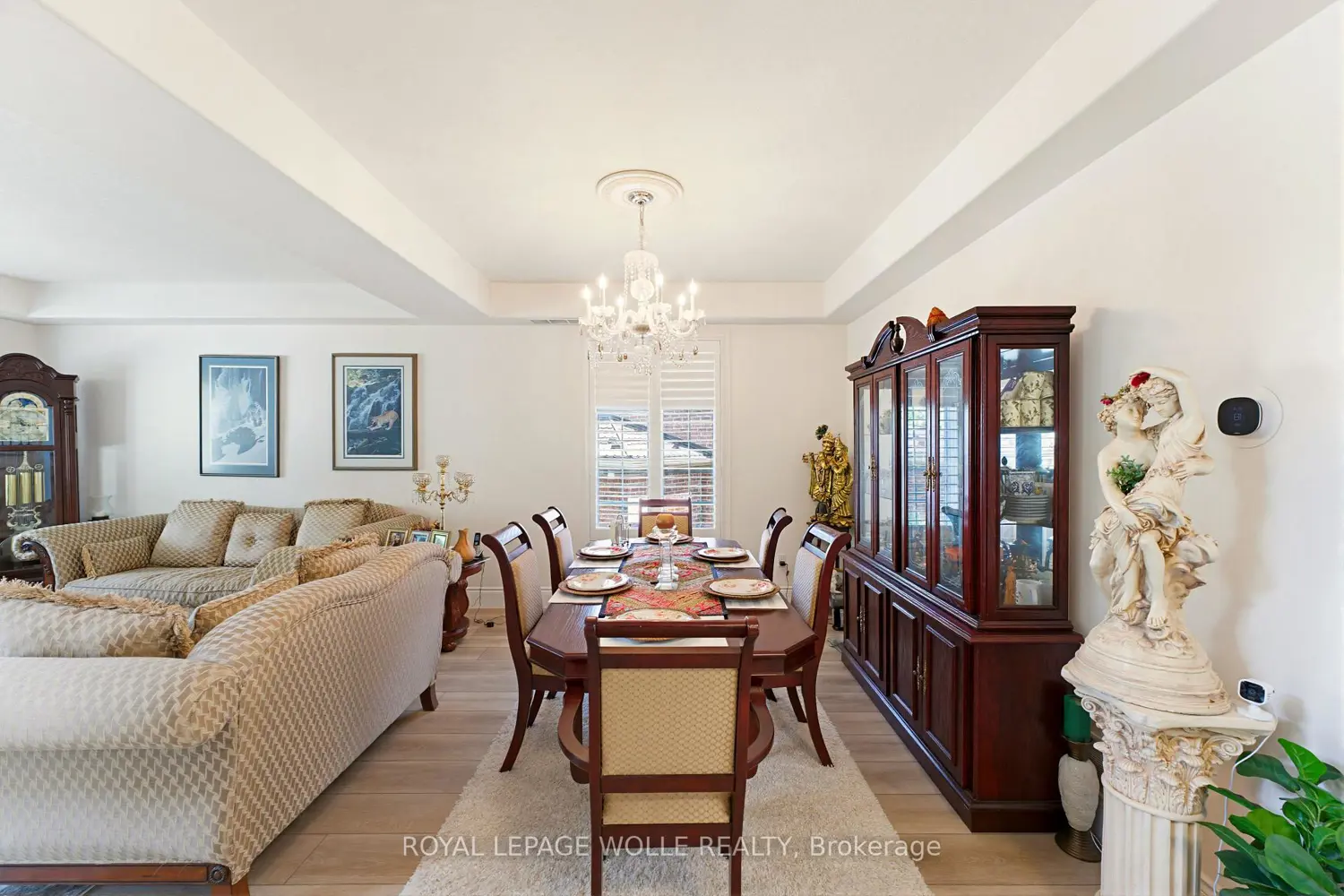 805 Munich Circle photo 5