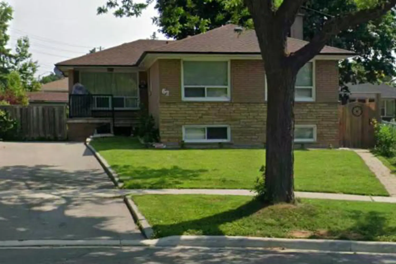 62 Clementine Square