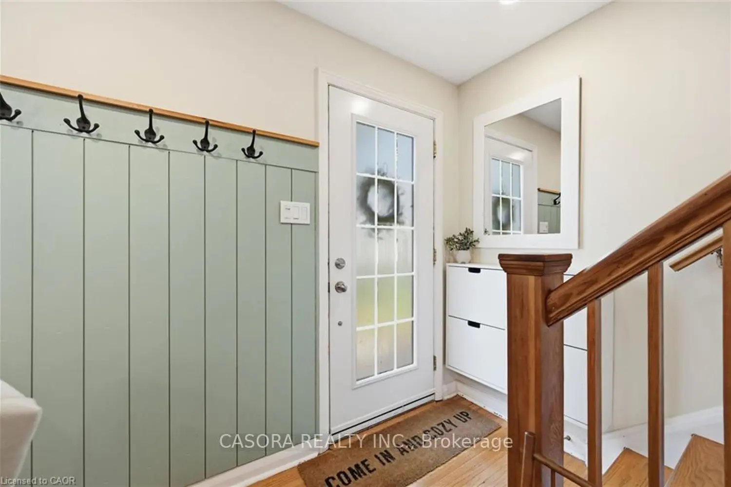 2273 King Street photo 3
