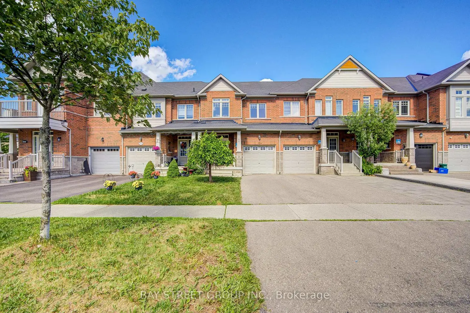 151 Windrow Street photo 2