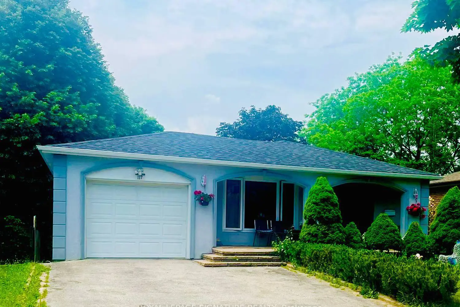 117 Romfield Circuit photo 2