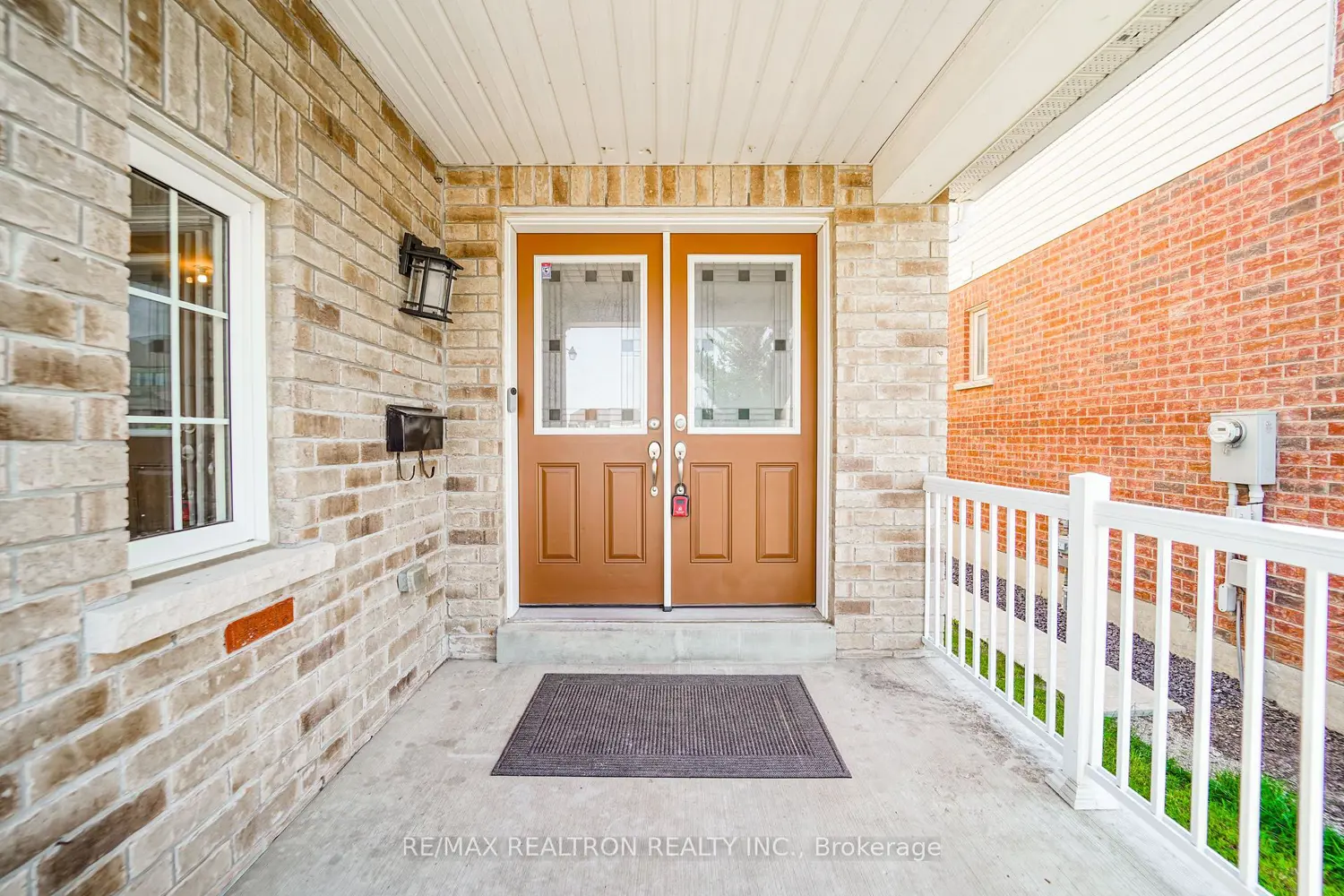 45 Denny Street photo 2