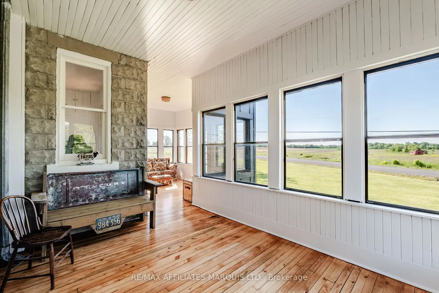 18235 North Branch Road photo 3
