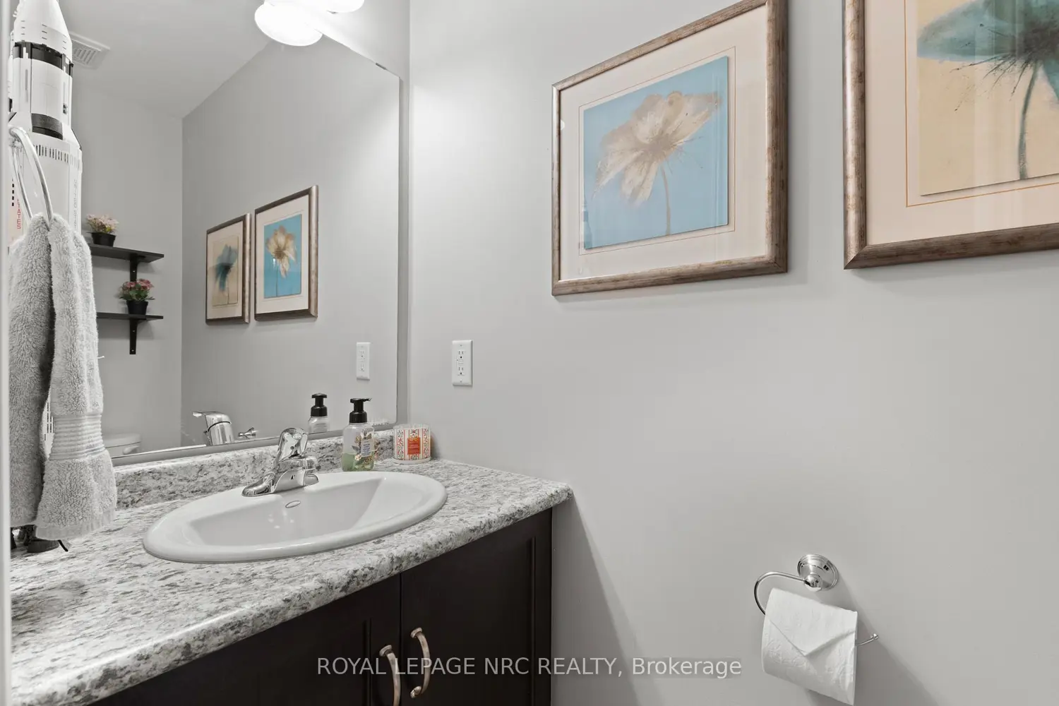 377 Glancaster Road 15 photo 2