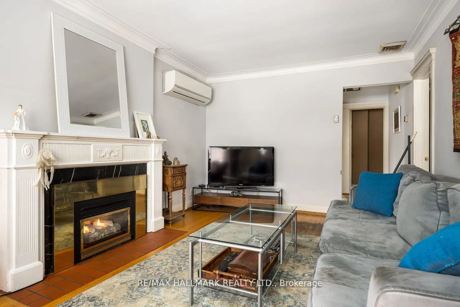 22 Airley Crescent photo 2