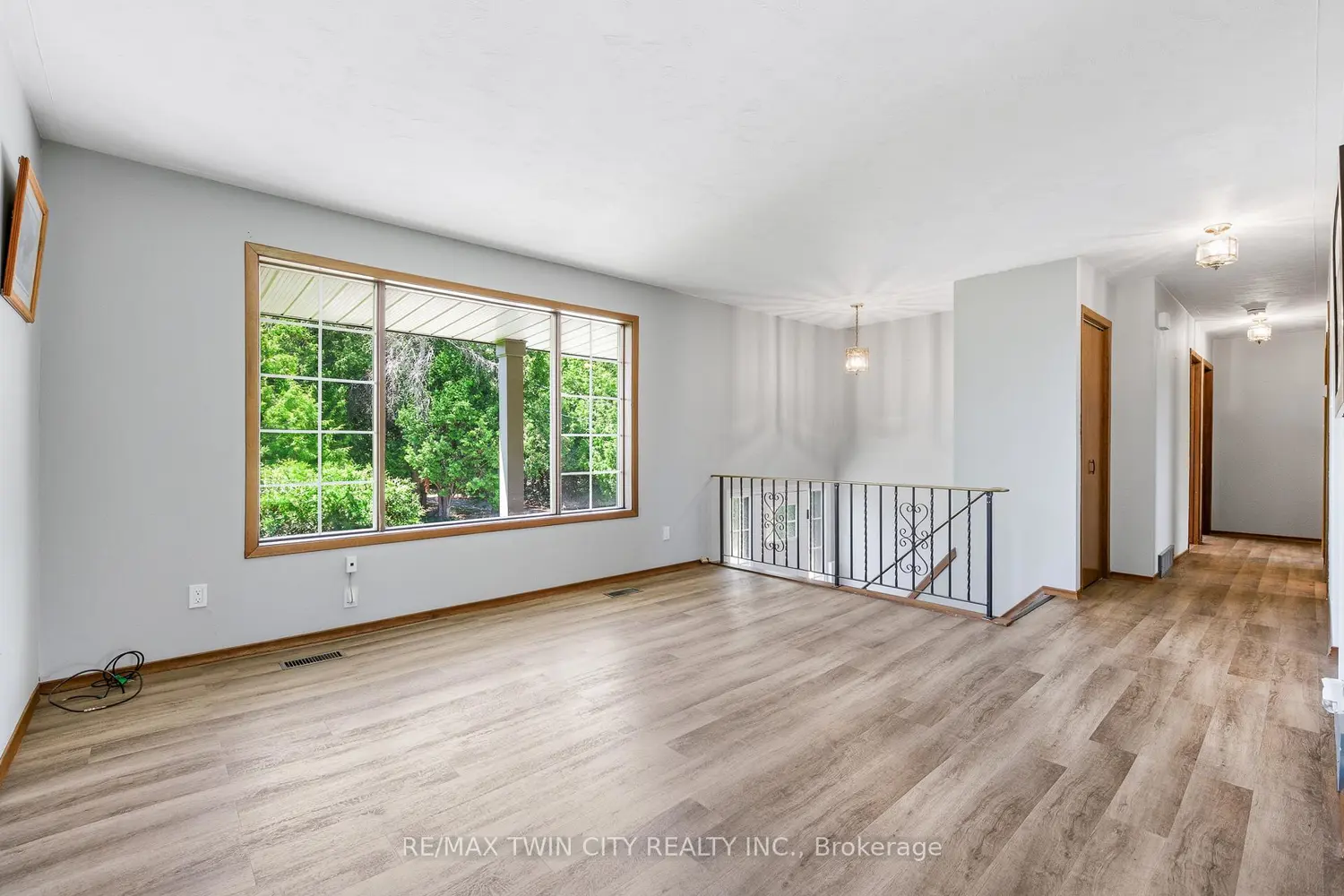 1621 Morrison Road photo 2