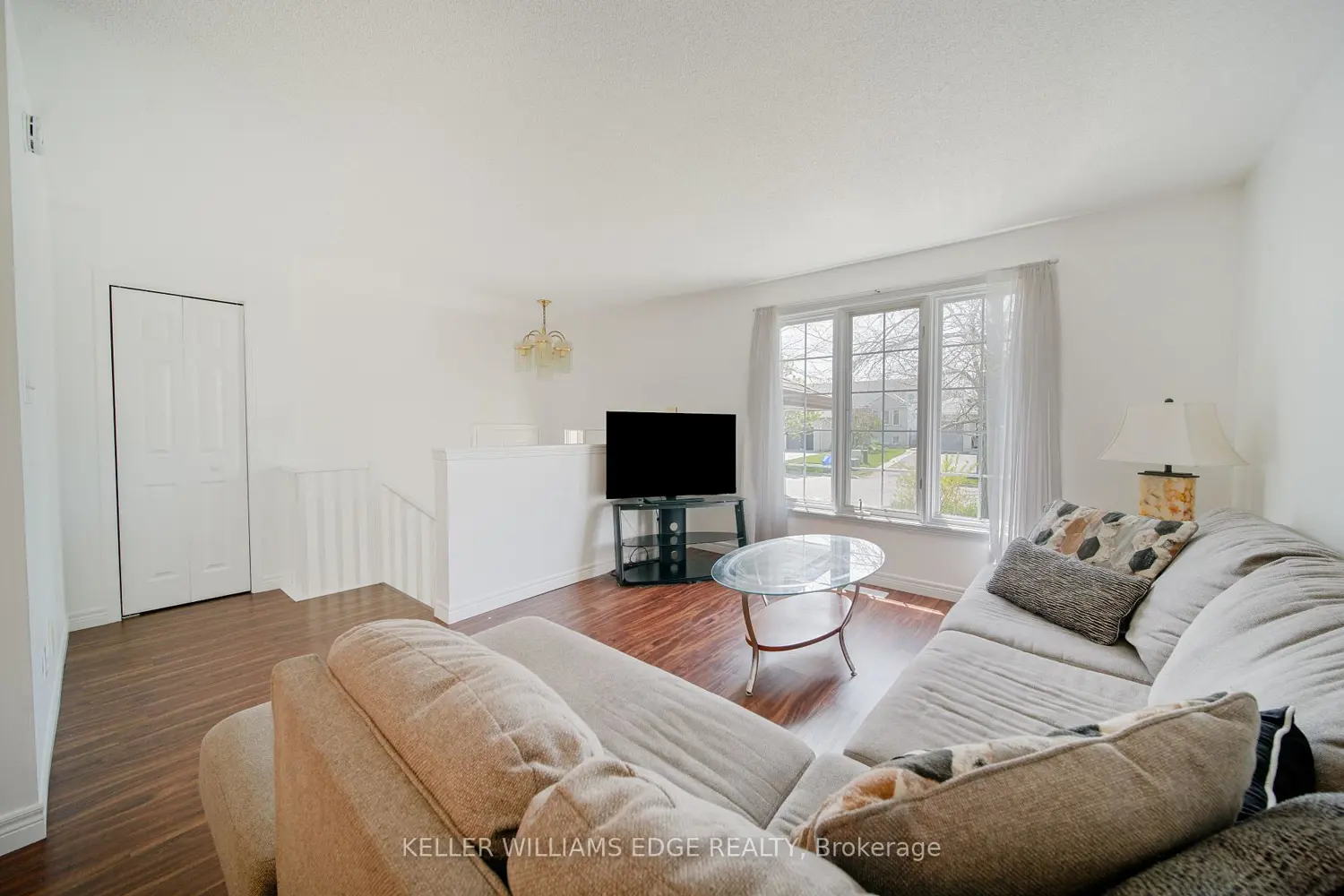 4913 Adam Court photo 4