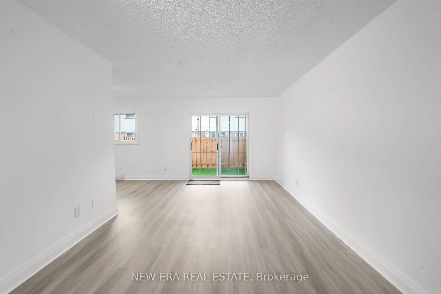 2440 Bromsgrove Road 6 photo 2