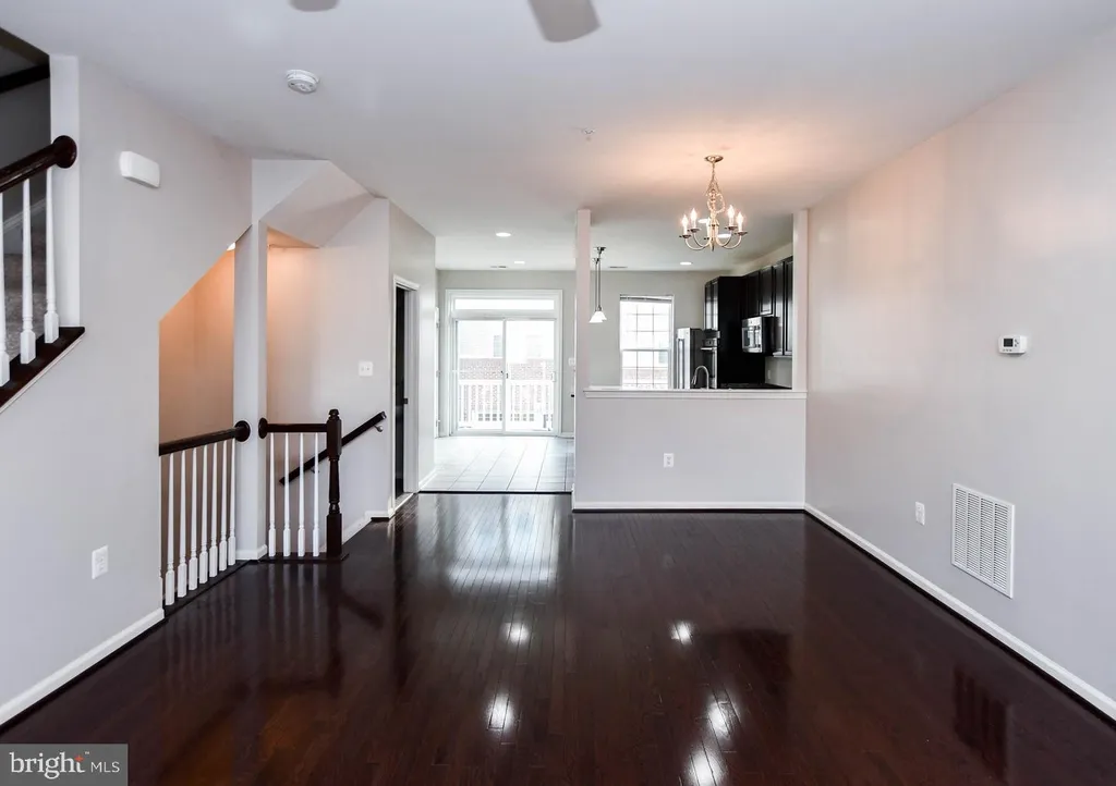9553 Weshurst Lane, Upper Marlboro, MD 20774 photo 4