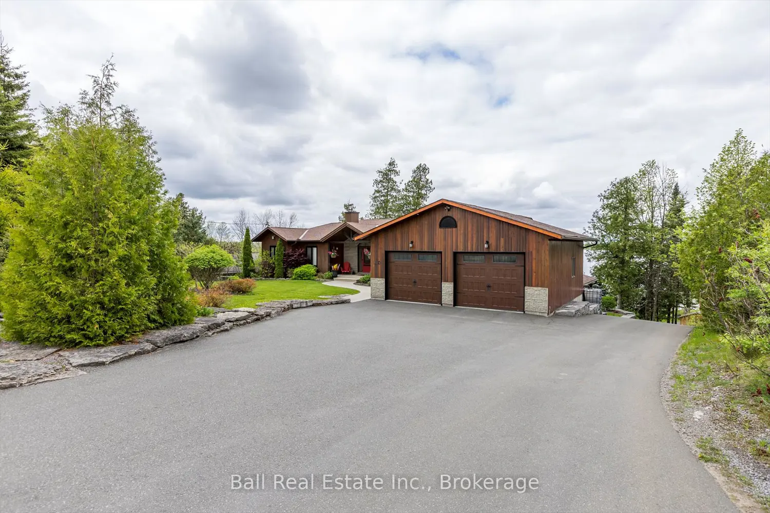 110 Lakeview Drive photo 5