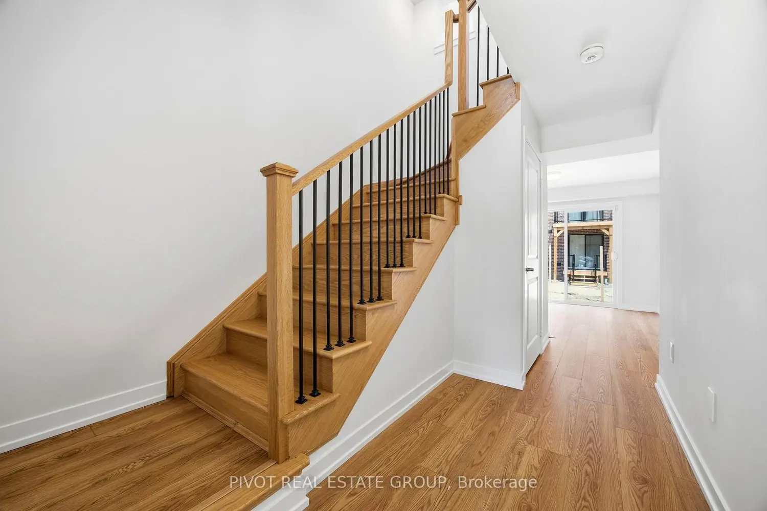 162 Danielle Moore Circle photo 4
