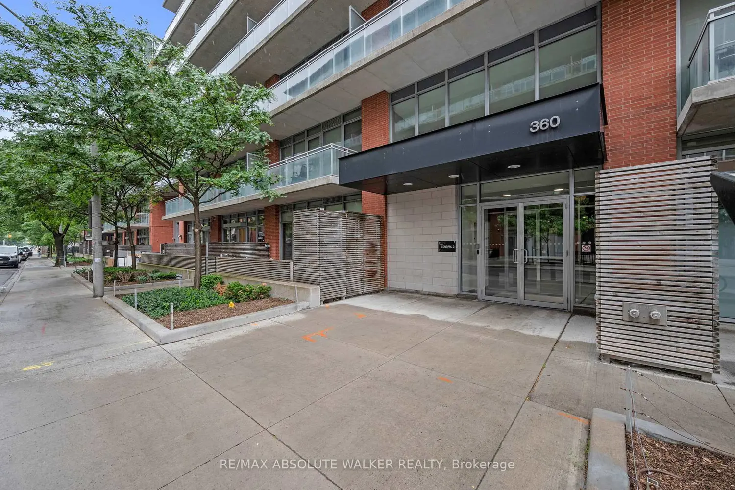 360 Mcleod Street 717