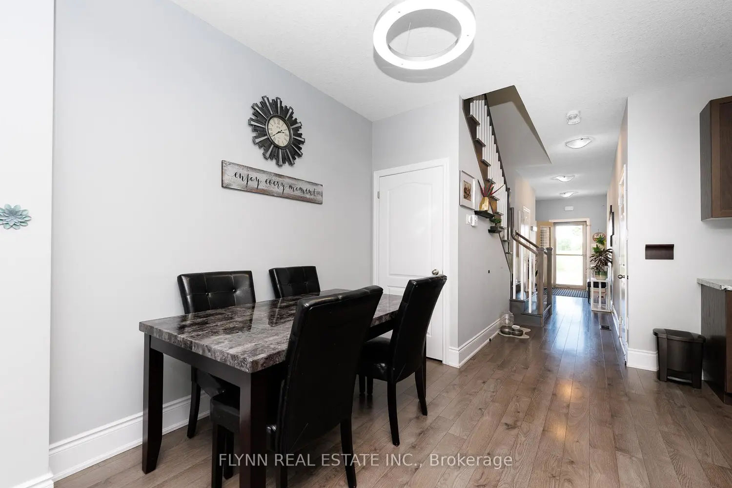 37 Sunset Way photo 5