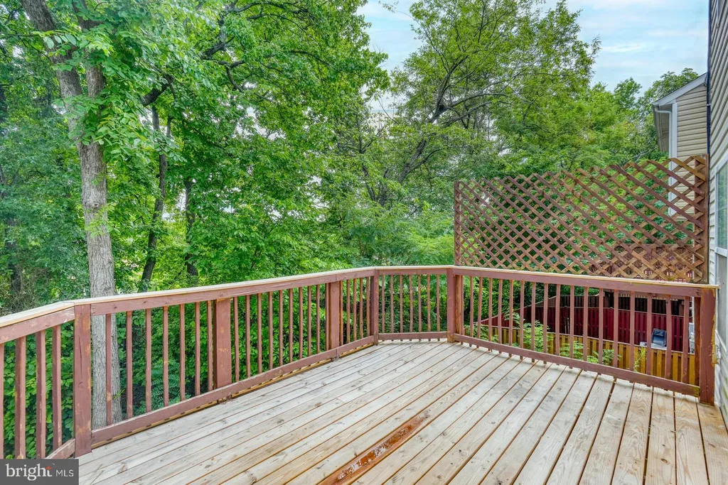 9909 Royal Commerce Place, Upper Marlboro, MD 20774