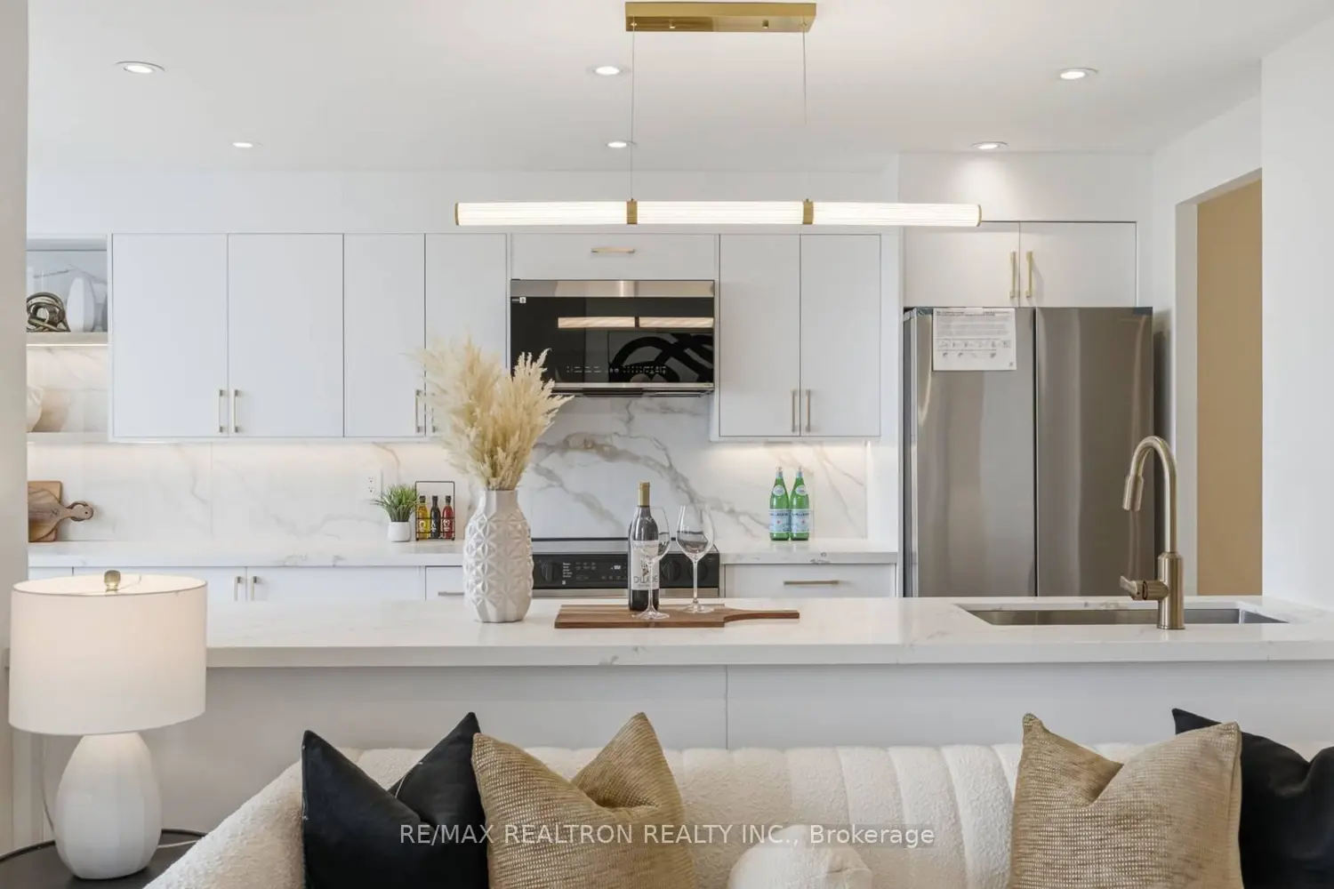 110 Promenade Circle 805 photo 2
