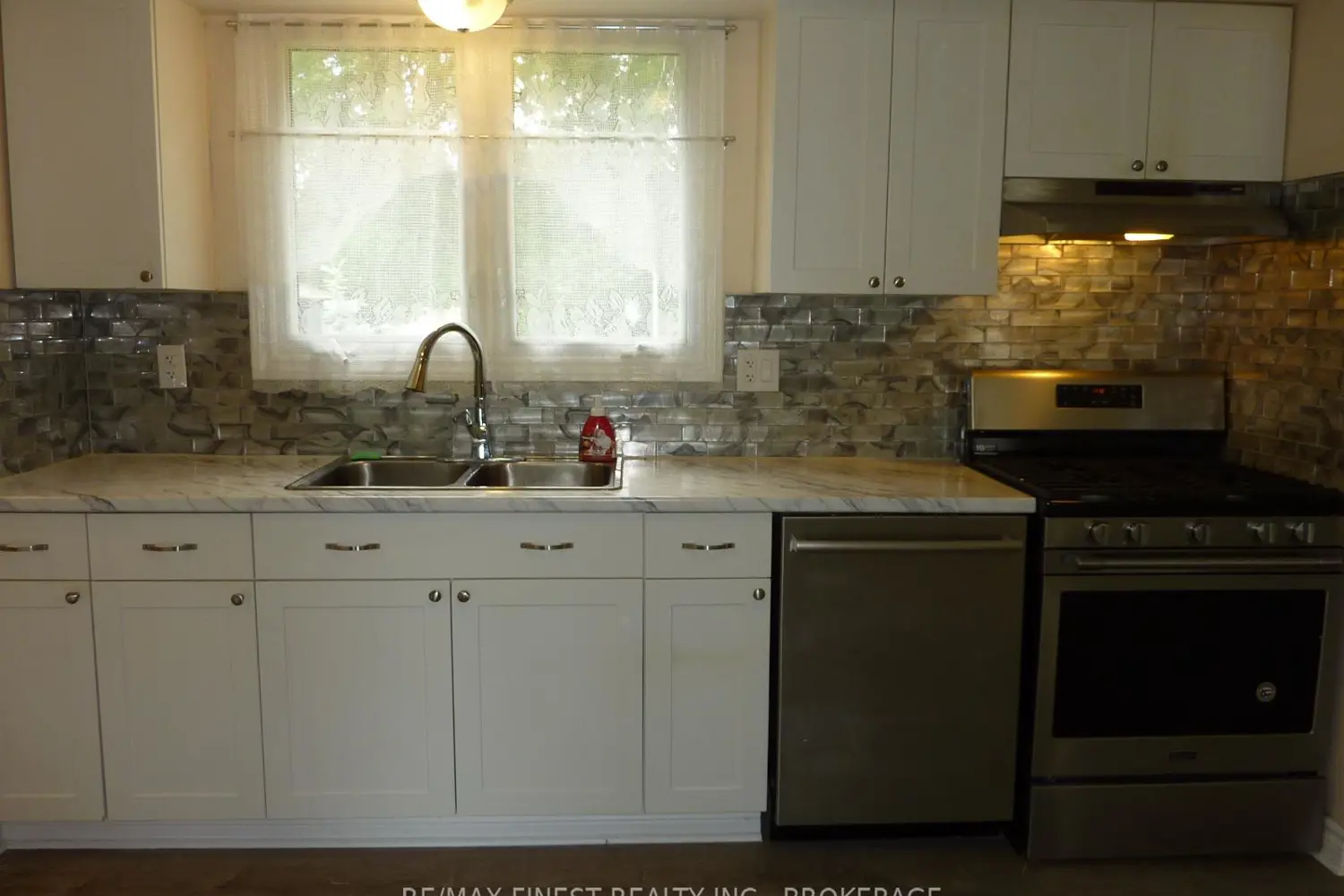 3318 Shea Road photo 5