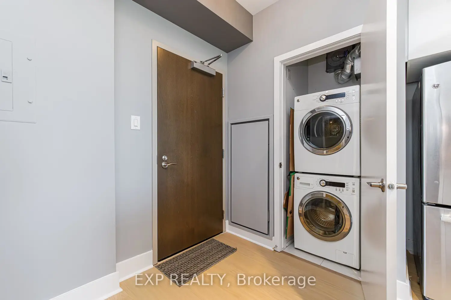 88 Richmond Road 209 photo 2