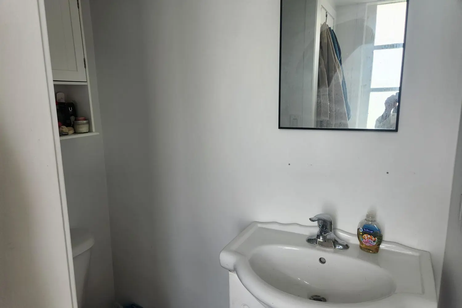 3232 Simcoe Road photo 4