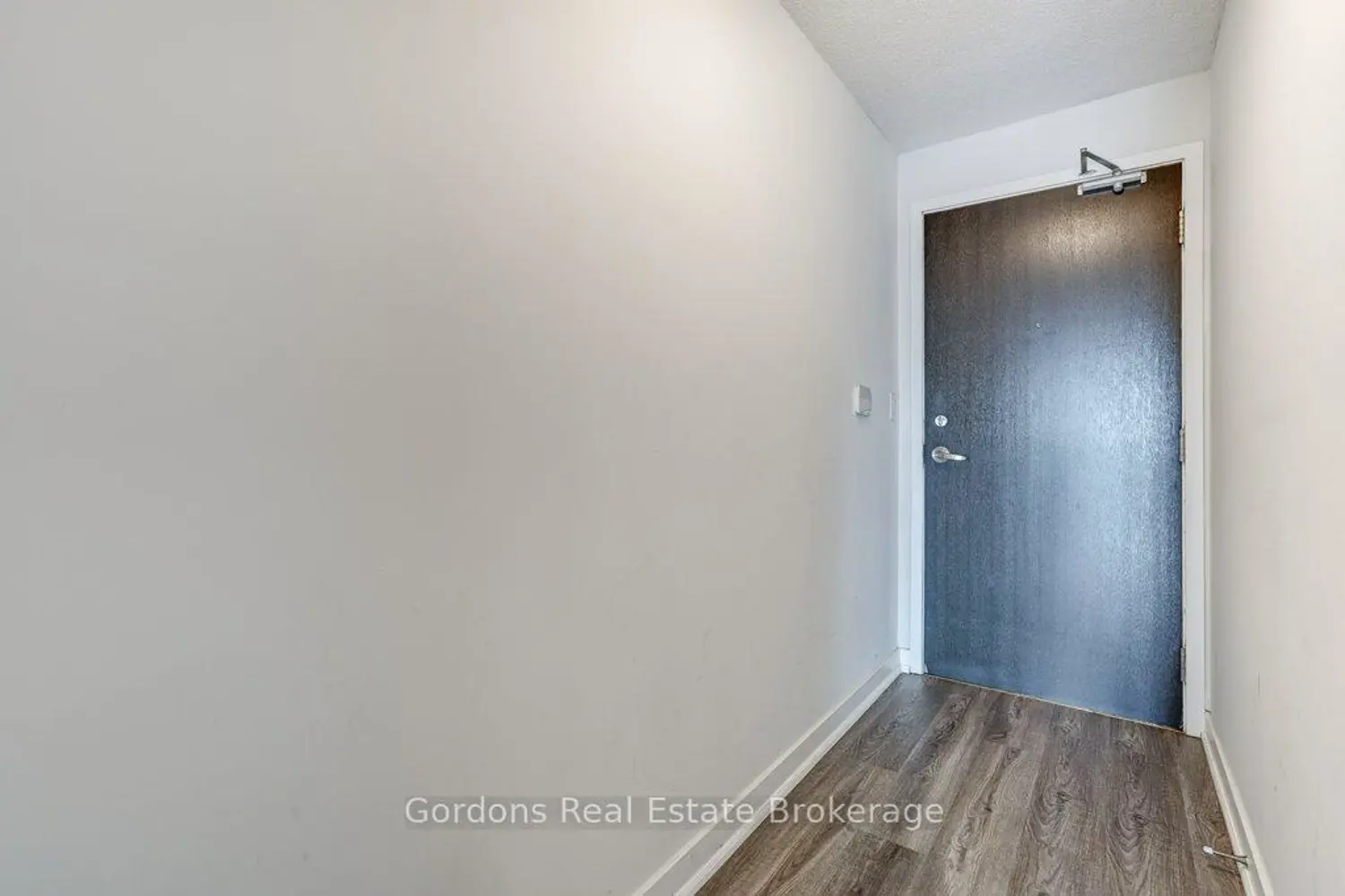 25 Capreol Court 1212 photo 4