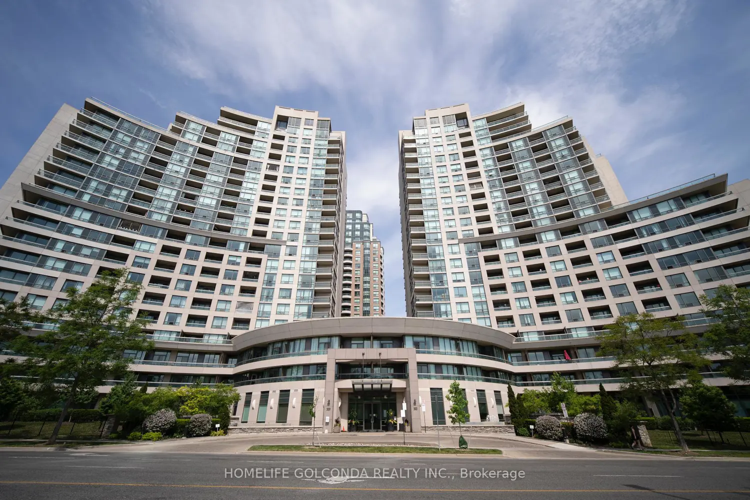 509 Beecroft Road 1106