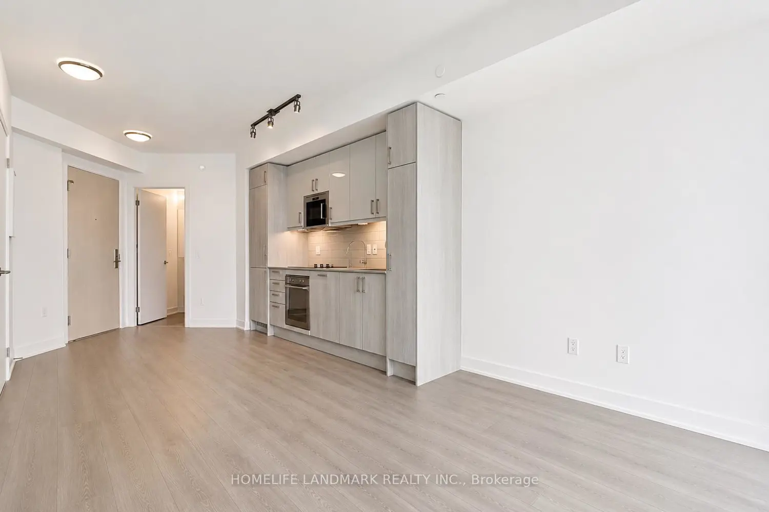 77 Mutual Street 2303 photo 5