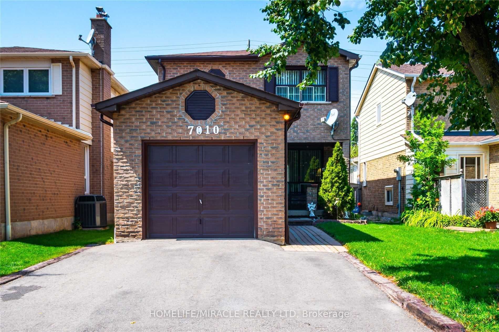 Upper-7010 Cordingley Crescent, Mississauga, ON, L5N 4Z5