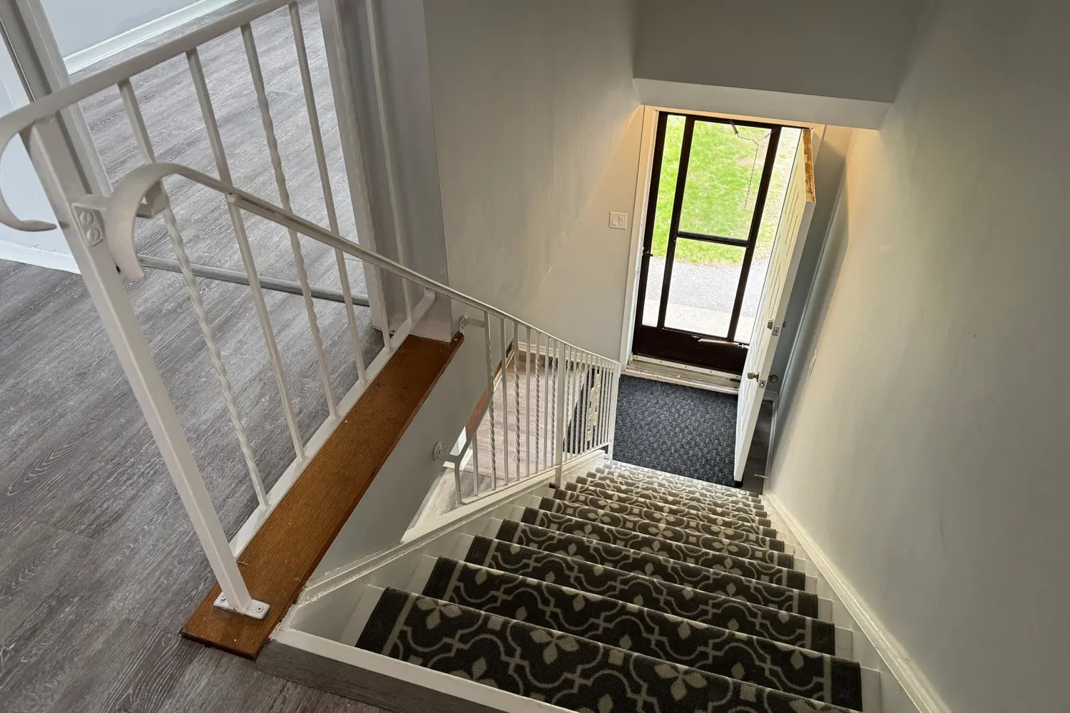 114 Wycliffe Crescent photo 3