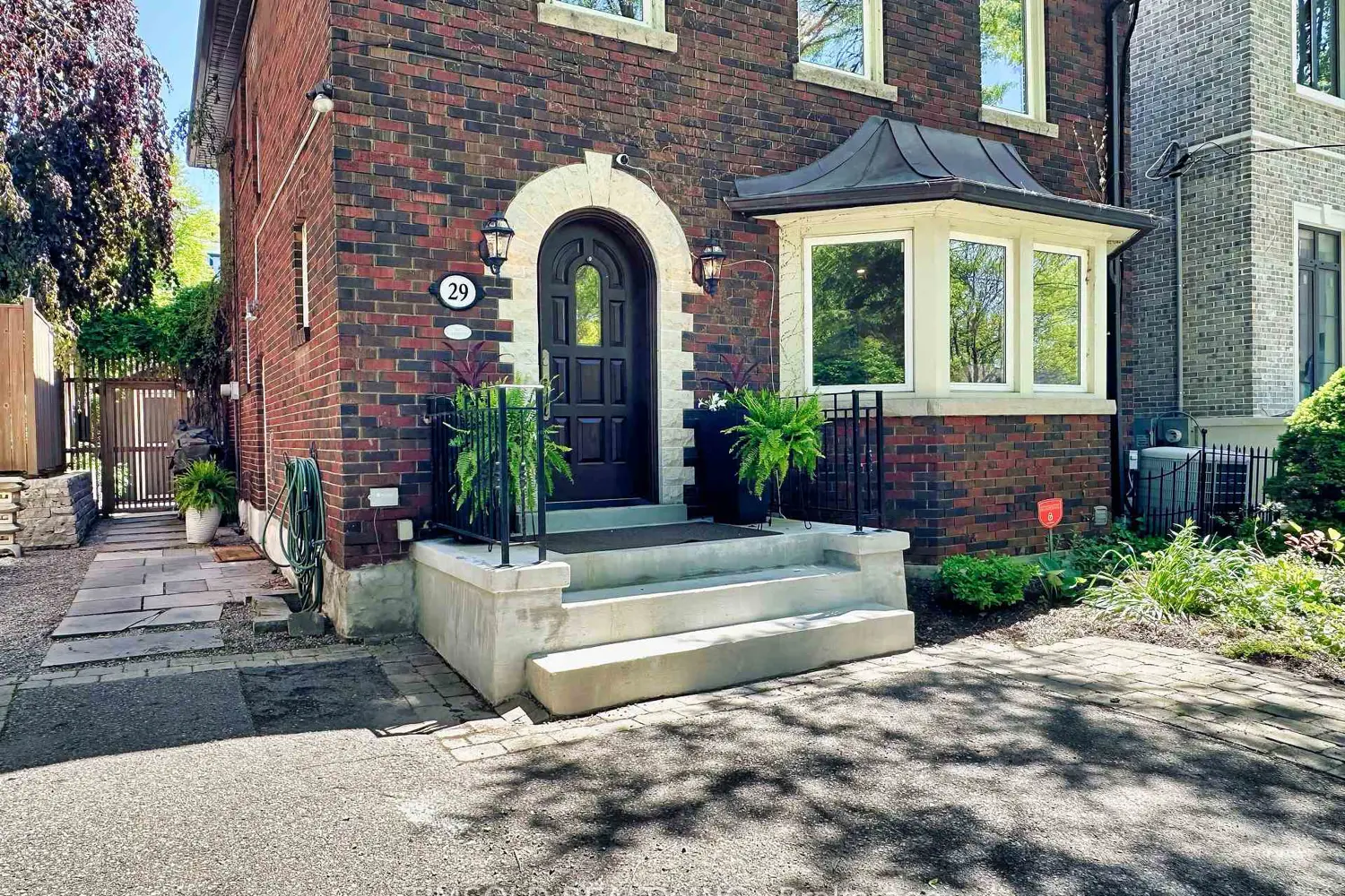 29 Tarlton Road photo 3