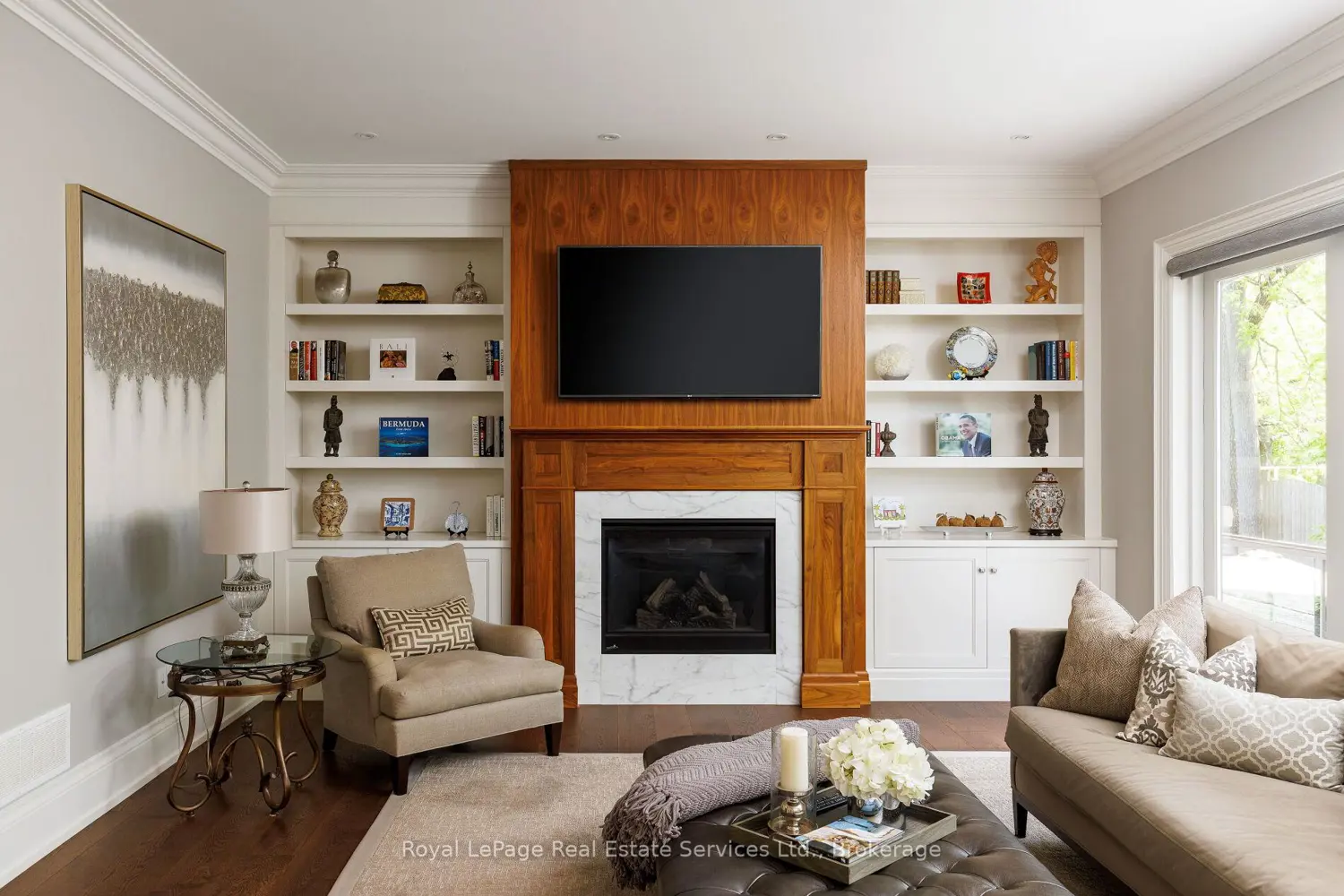 456 Lakeshore Road 5 photo 4
