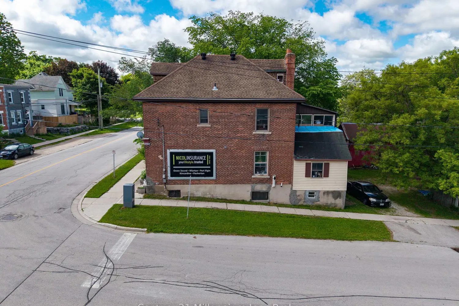 1700 3Rd Avenue photo 4