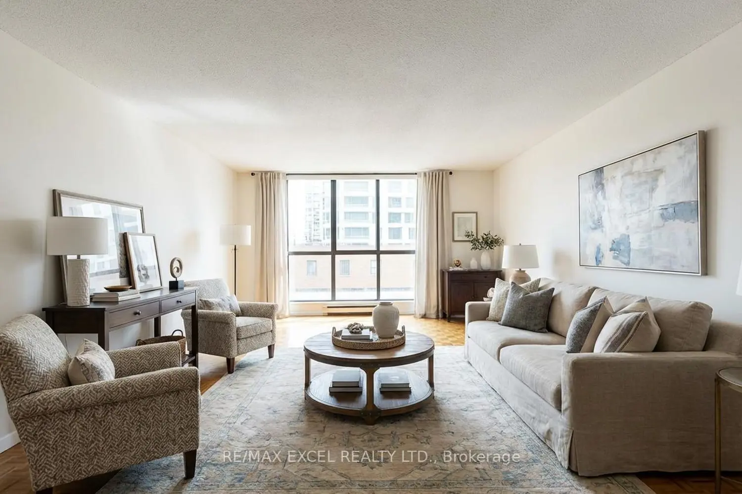 188 Spadina Avenue 406