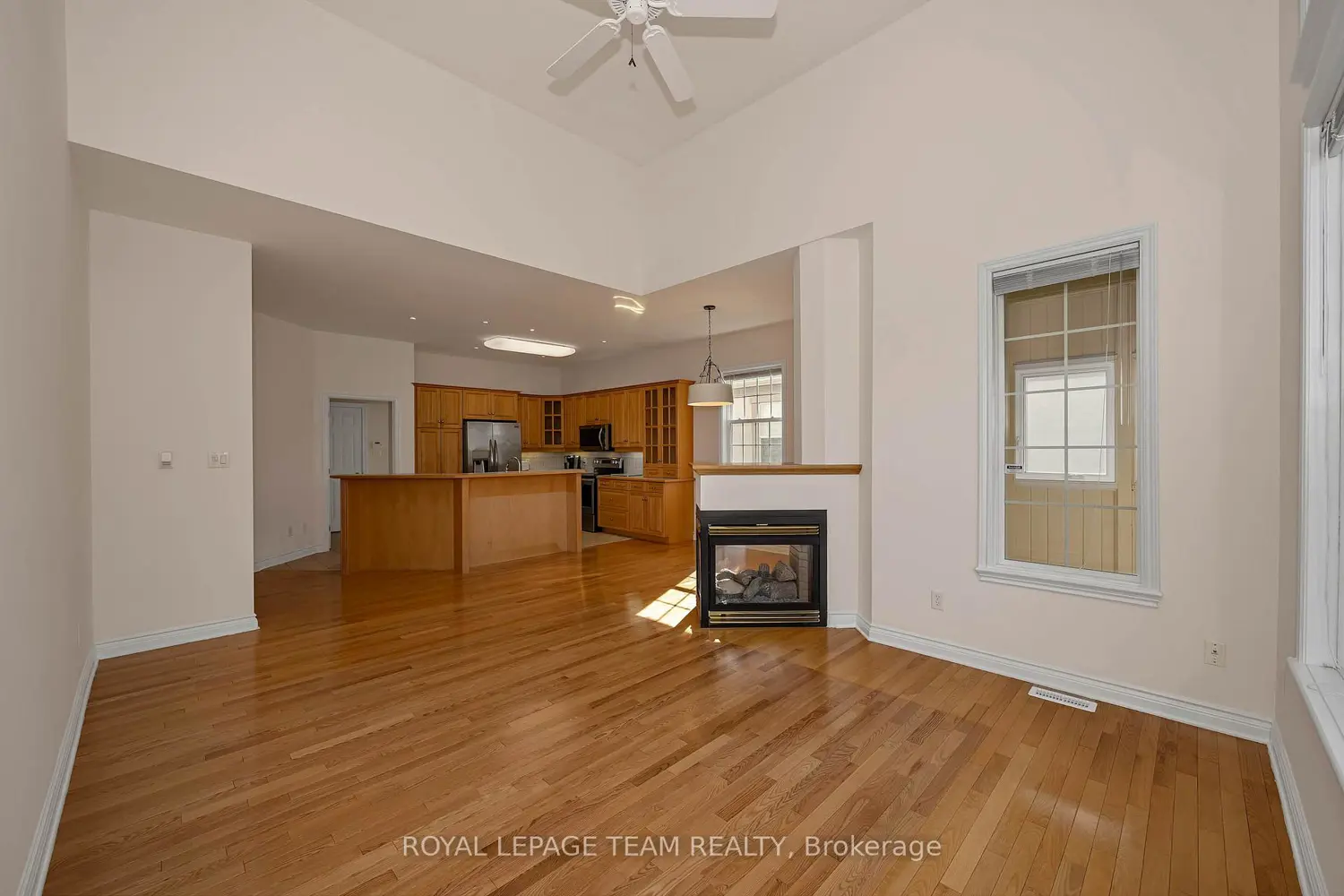 32 Silverthorn Court photo 5