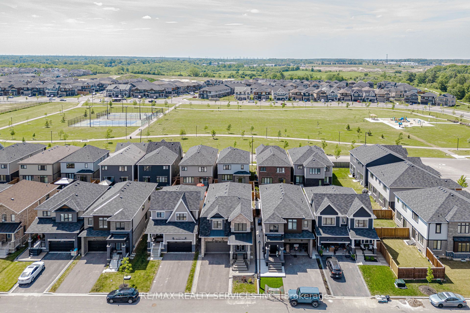 67 Malcolm Crescent, Haldimand, ON, N3W 0E9 photo 3
