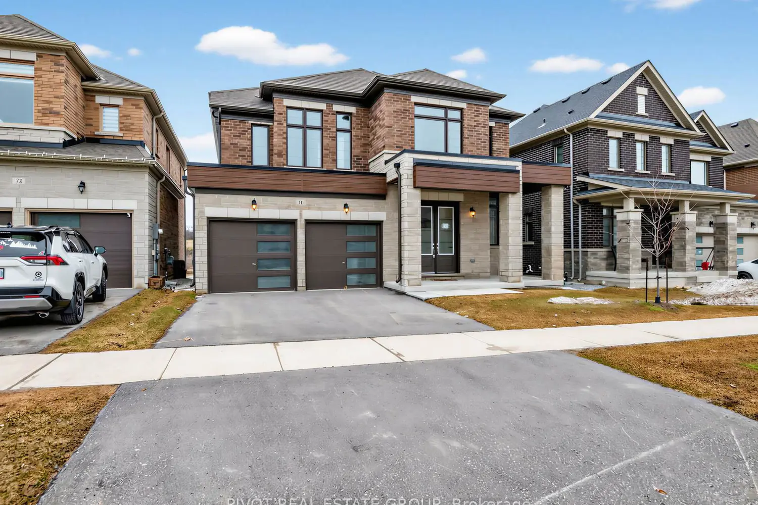 70 Calypso Avenue photo 2