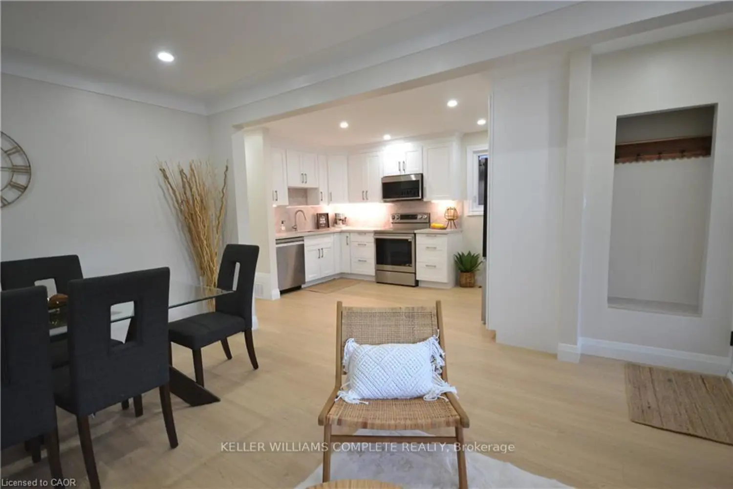 101 Reid Avenue photo 2