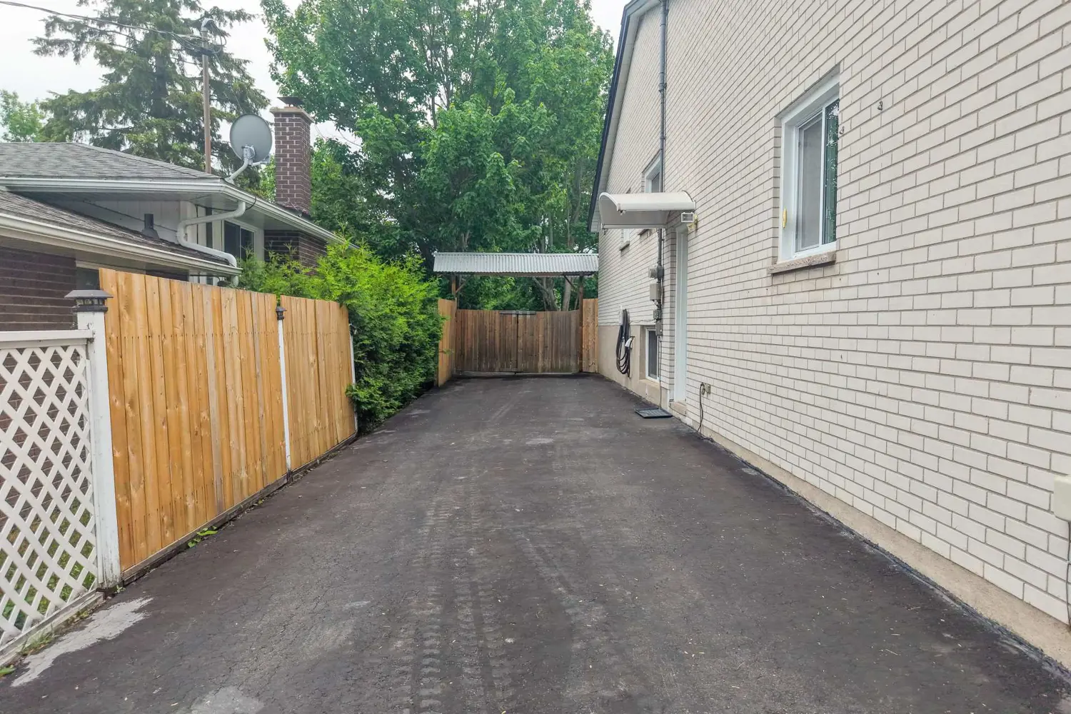 245 Michener Drive photo 2