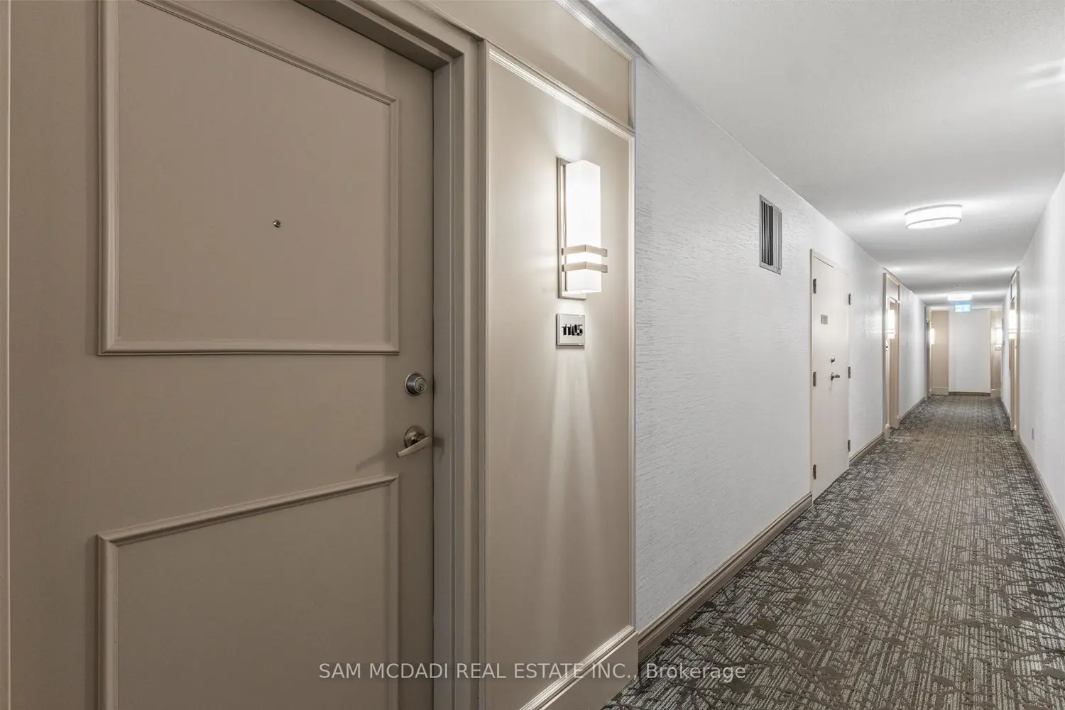 75 King Street 1105 photo 2