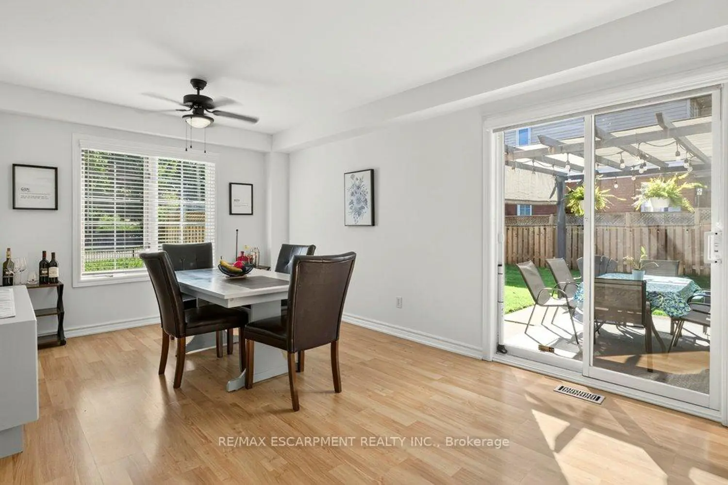 37 Walker Court photo 5