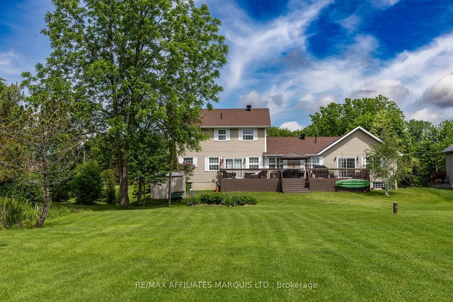 12118 Lakeshore Drive photo 3