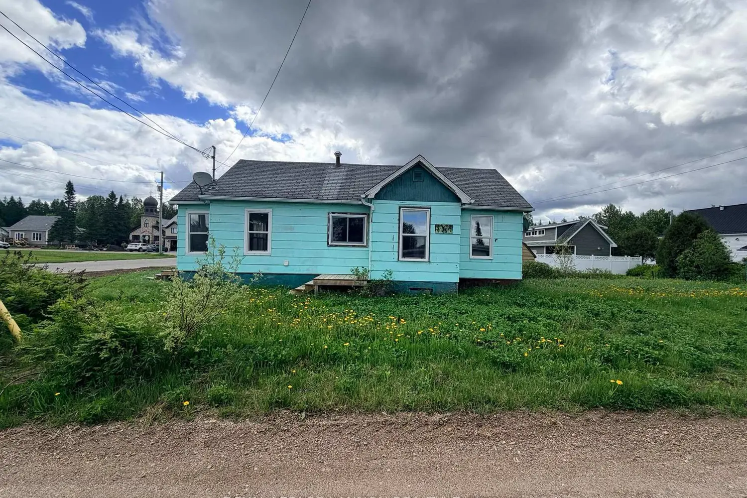 107 Beamish Avenue photo 2