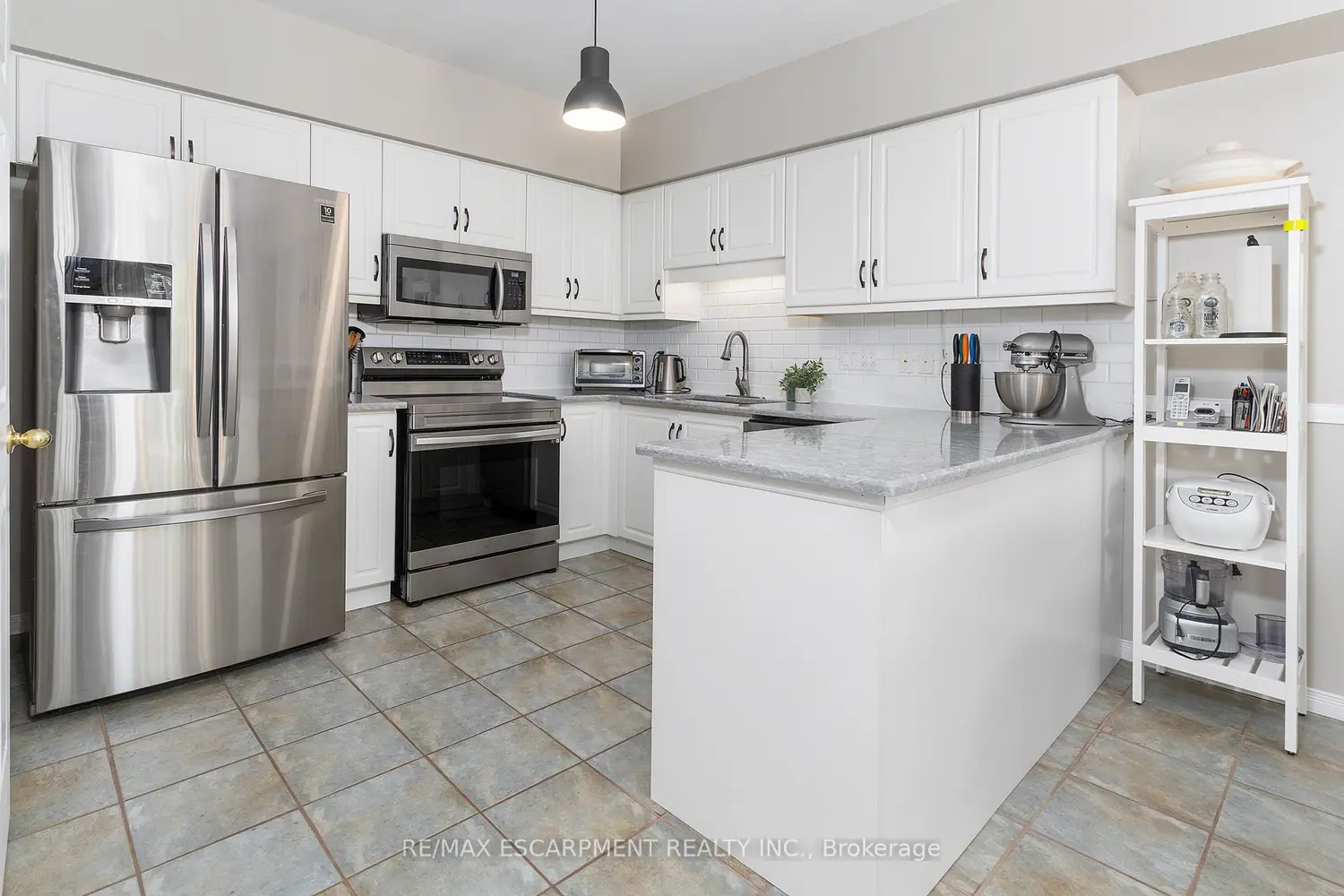 41 Valridge Drive photo 5