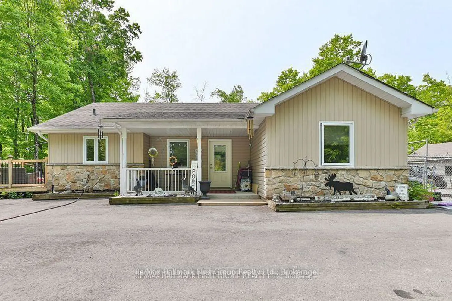 1571 Cordova Road photo 5